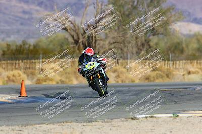 media/Jan-16-2022-CVMA (Sun) [[7f3d92989d]]/Race 3 Amateur Supersport Middleweight/